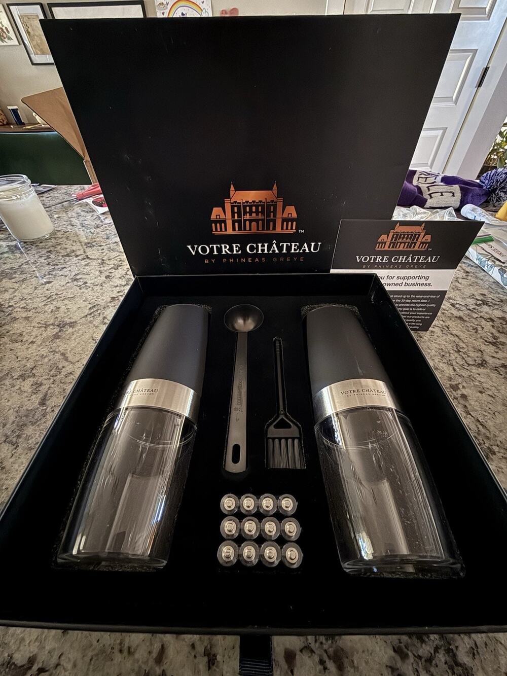 Electric Salt & Pepper Grinder Set – Gift Box + Batteries Included